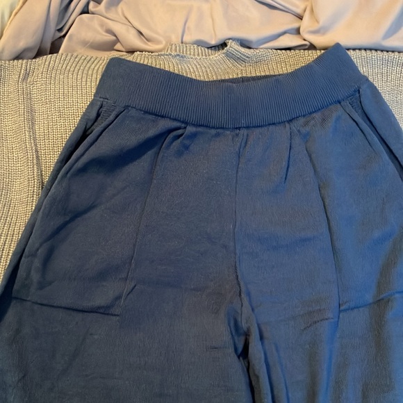 Two-tone two-pc track suit. Travel suit. - Picture 4 of 6